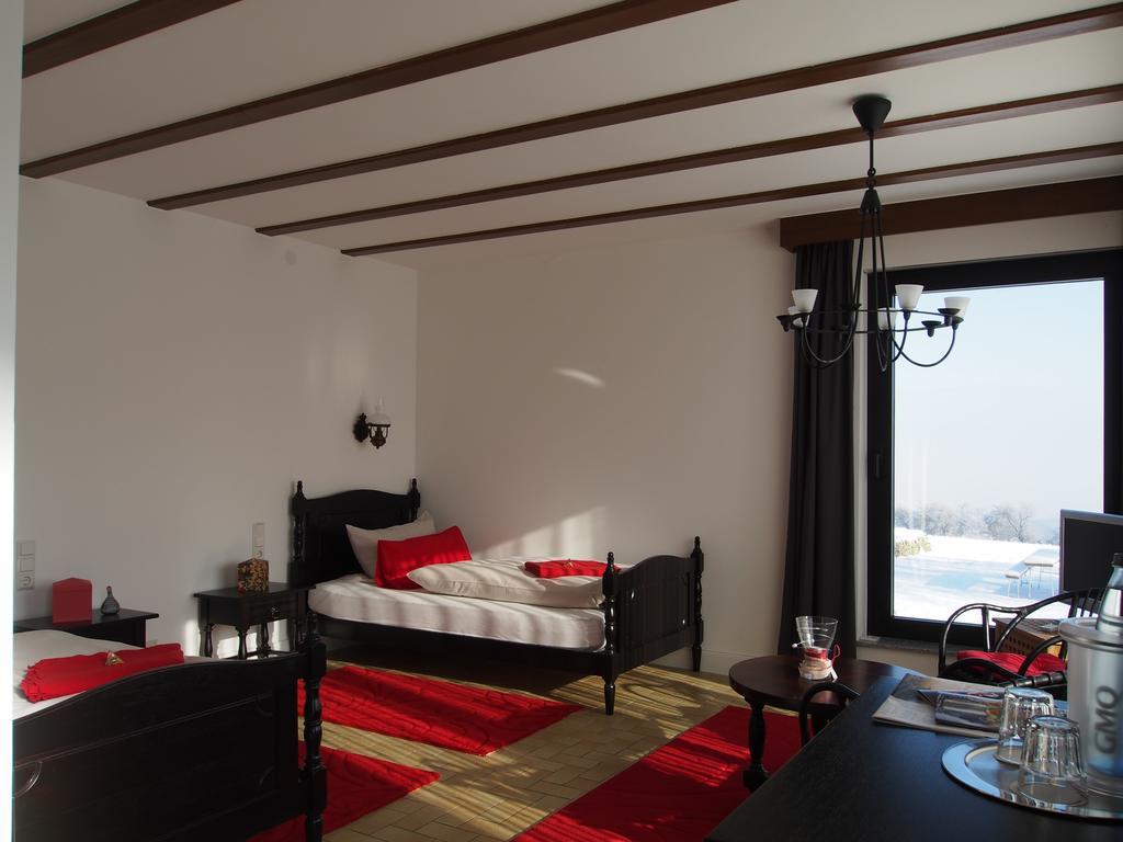Hotel Restaurant Margaretenhof Überherrn Zewnętrze zdjęcie