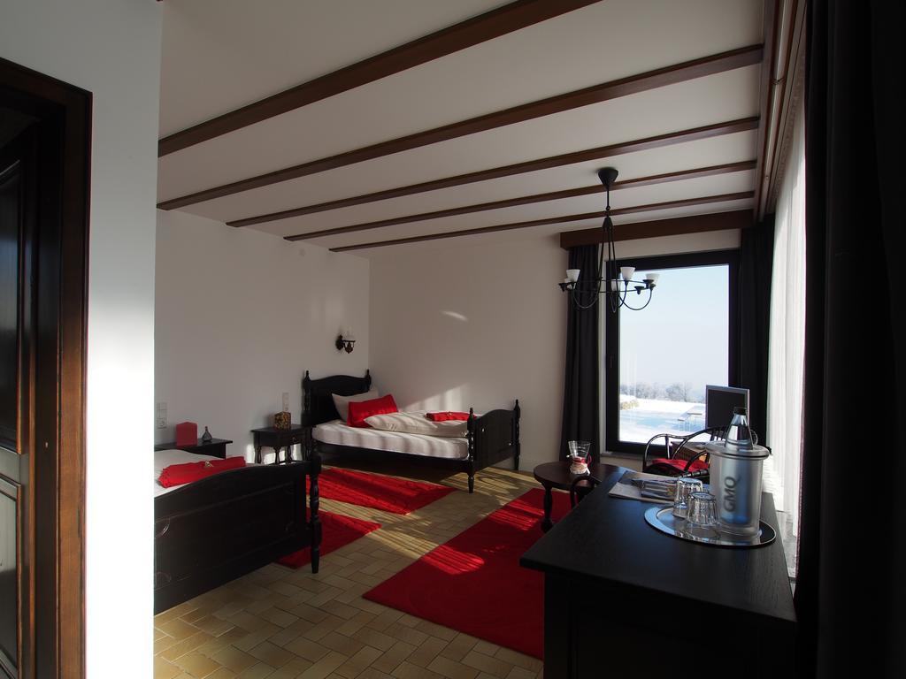 Hotel Restaurant Margaretenhof Überherrn Zewnętrze zdjęcie