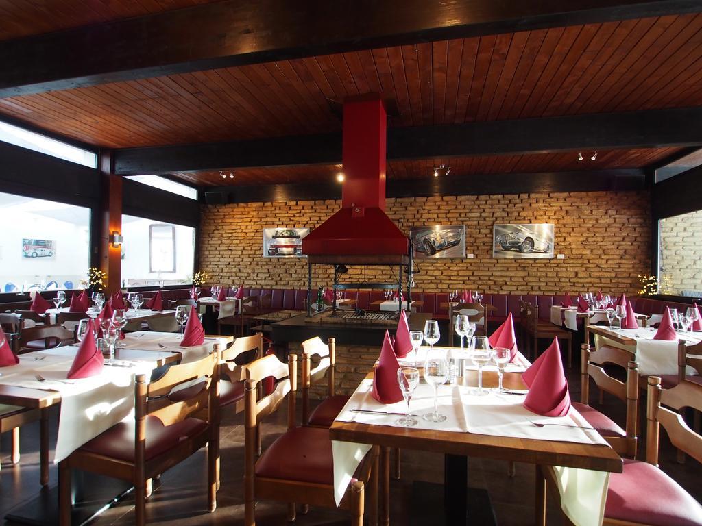 Hotel Restaurant Margaretenhof Überherrn Zewnętrze zdjęcie