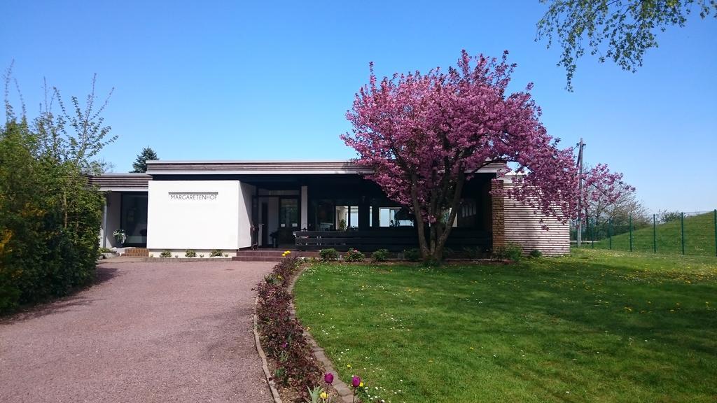 Hotel Restaurant Margaretenhof Überherrn Zewnętrze zdjęcie
